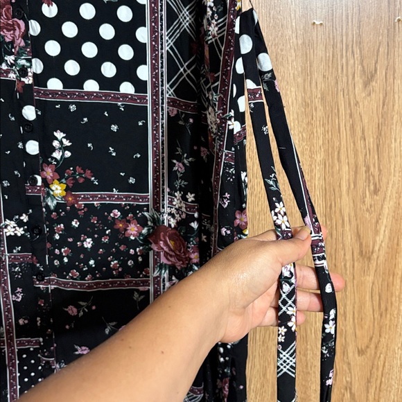 Torrid Black Floral Patchwork Maxi Dress - Picture 8 of 11